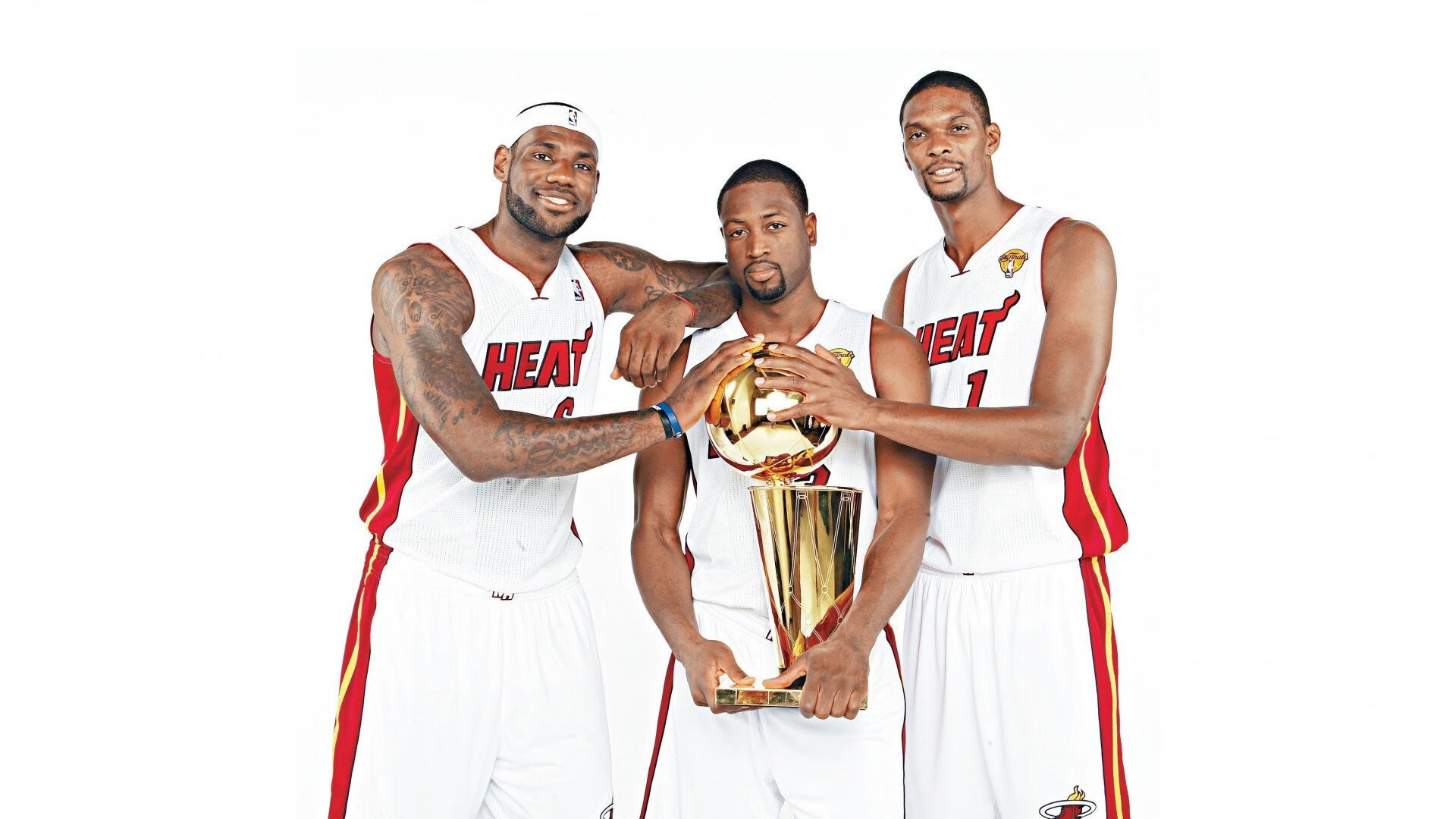 库里街头篮球赛展现娱乐与实力并存，库里街拍