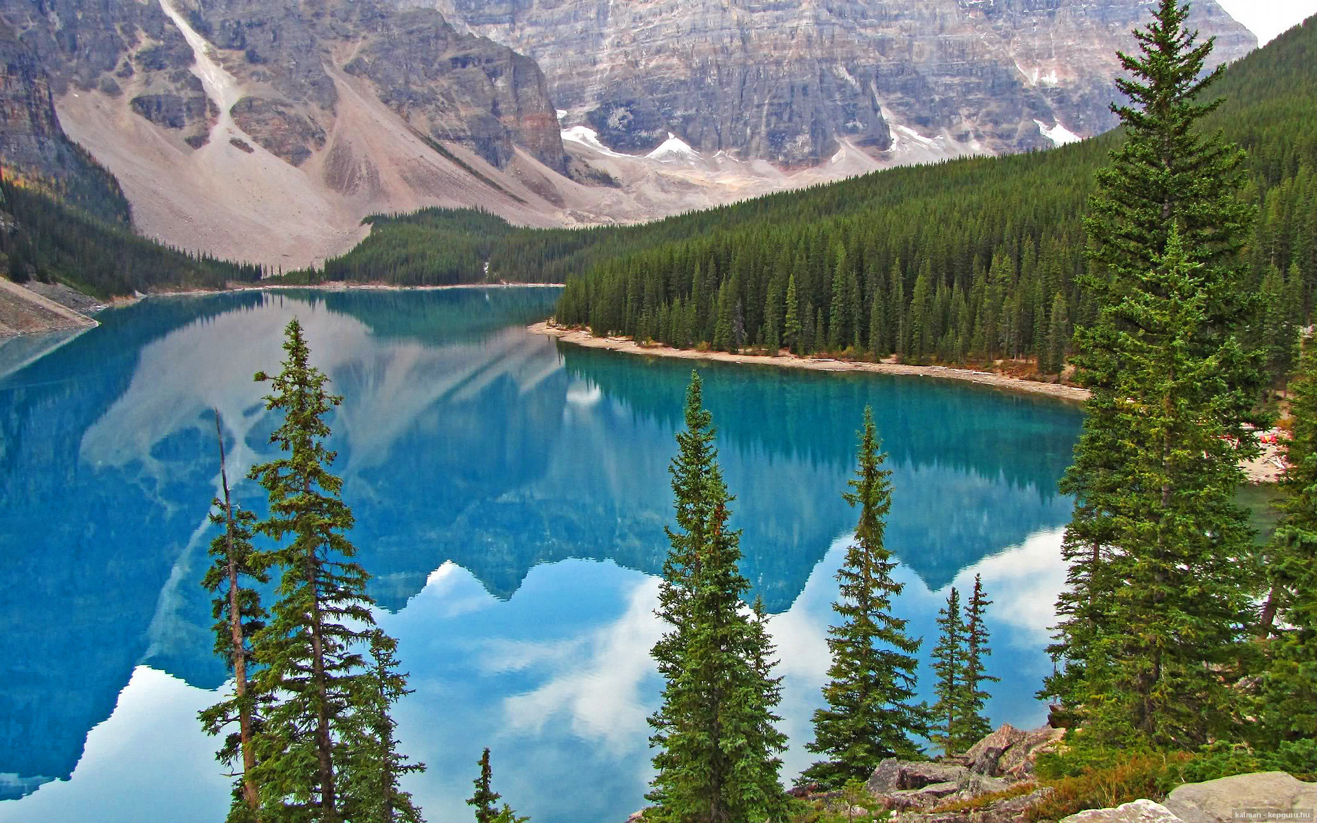 开云体育APP下载-“西甲年度焦点：明星之战引发球迷热议”，2021西甲球星